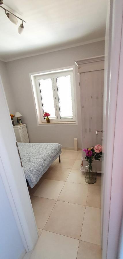Apartments Ruzic Njivice Chambre photo